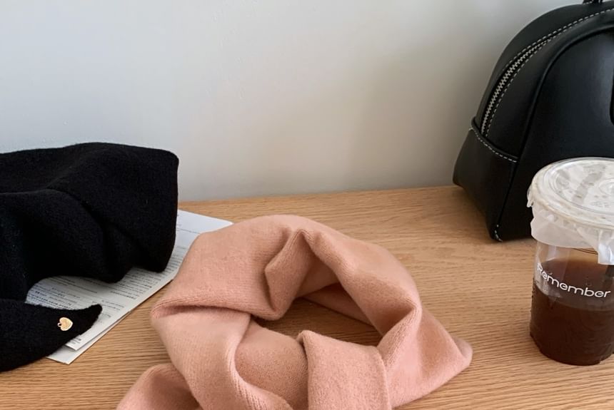 Scarf Heart Buttoned