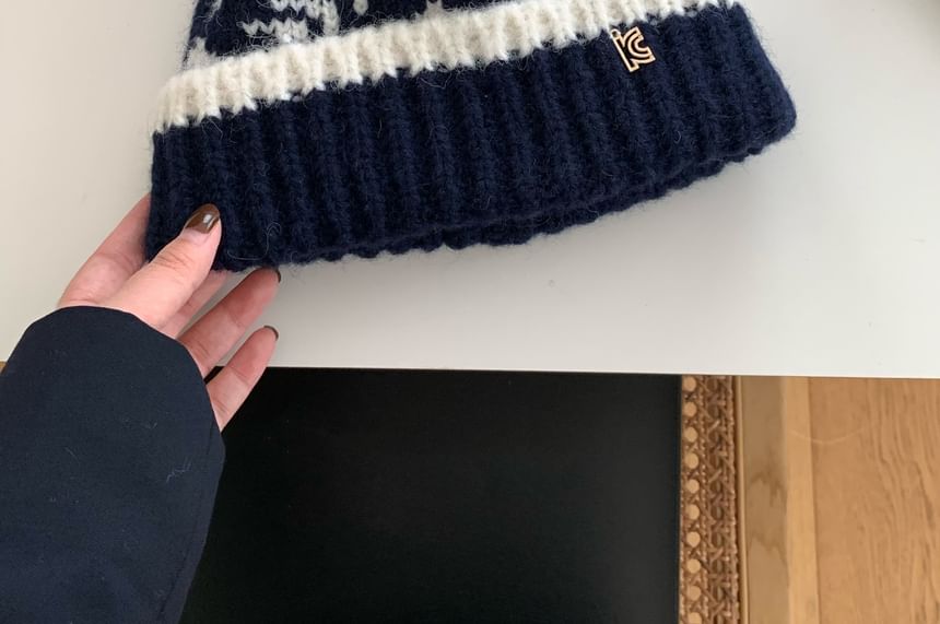 Beanie Patterned Pom