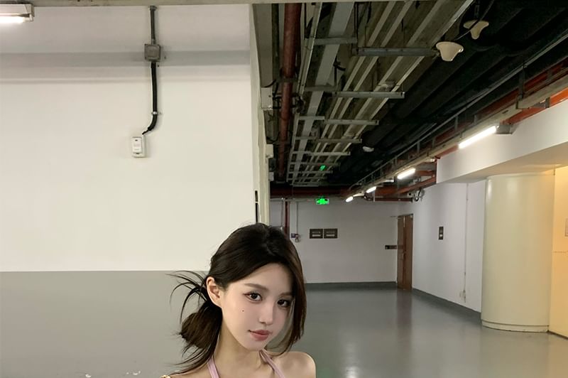 Slim Plain Top Side-Slit Scoop Neck Halter Fit