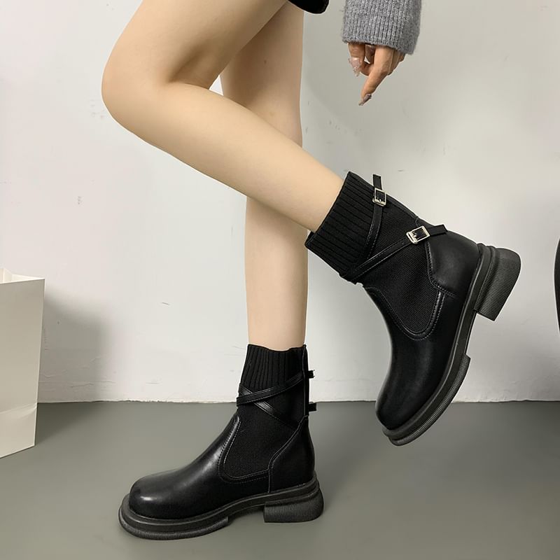 Buckled Boots Knit Panel Short Platform