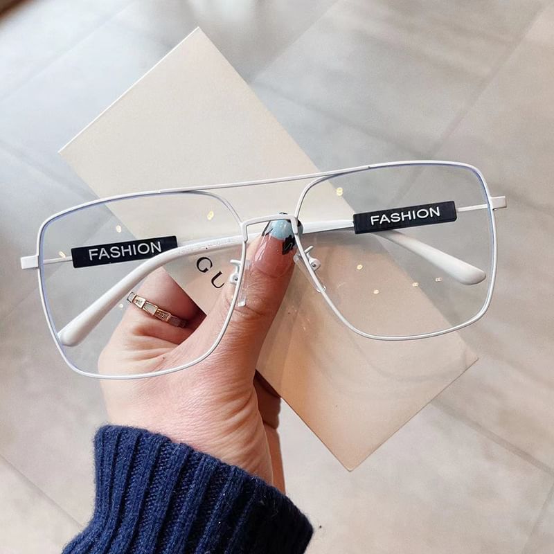 Thin Frame Eyeglasses