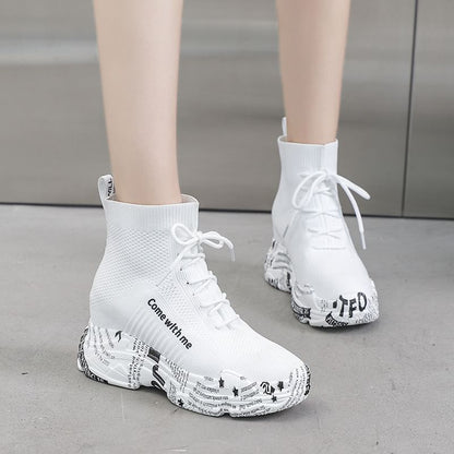 Short Lace-Up Boots Printed Platform