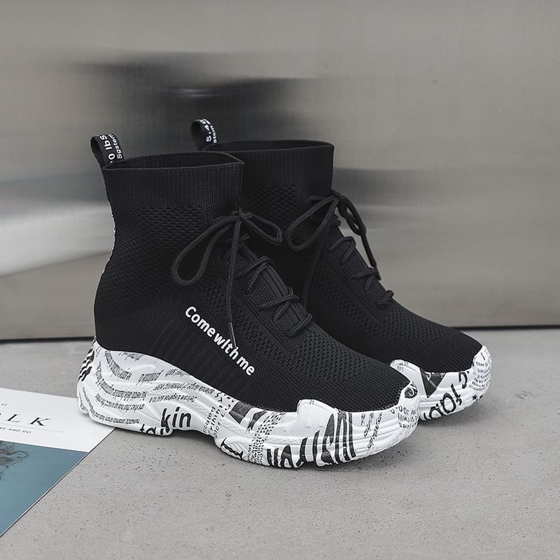 Short Lace-Up Boots Printed Platform