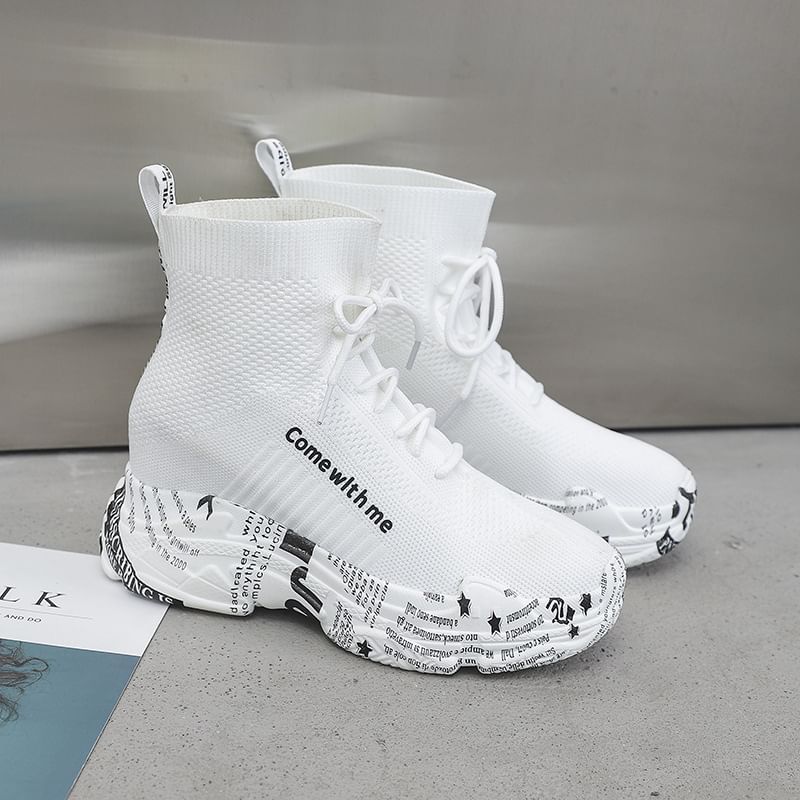 Short Lace-Up Boots Printed Platform