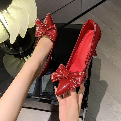 High Bow Pumps Pointy Heel