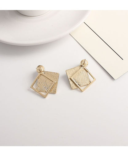 On / Stud Geometric Clip Pearl Faux Earring