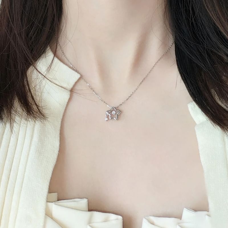 Star Pearl Pendant / Necklace Rhinestone Faux