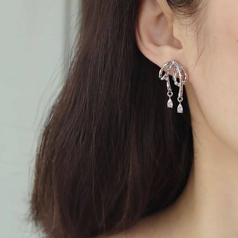 Bow Drop Earring Clip Rhinestone On /