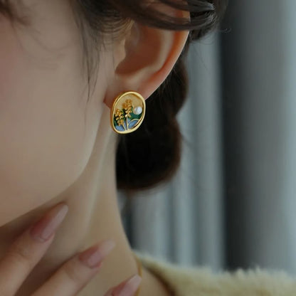 Stud / Earring On Faux Enamel Clip Pearl