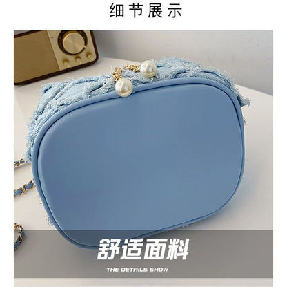 Strap Bucket Bag Frayed Drawstring Chain