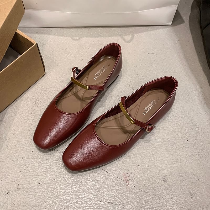 Buckle Jane Accent Mary Shoes Metal