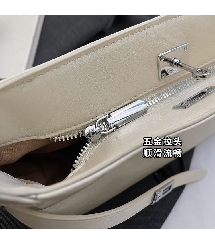 Leather Faux Bag Shiny Shoulder