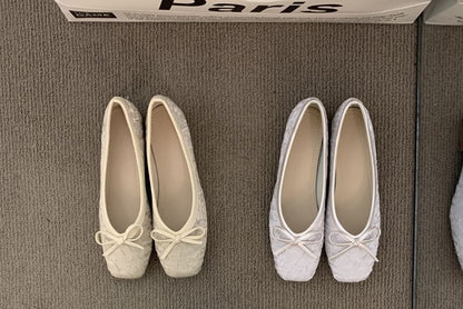 Square-Toe Flats Bow
