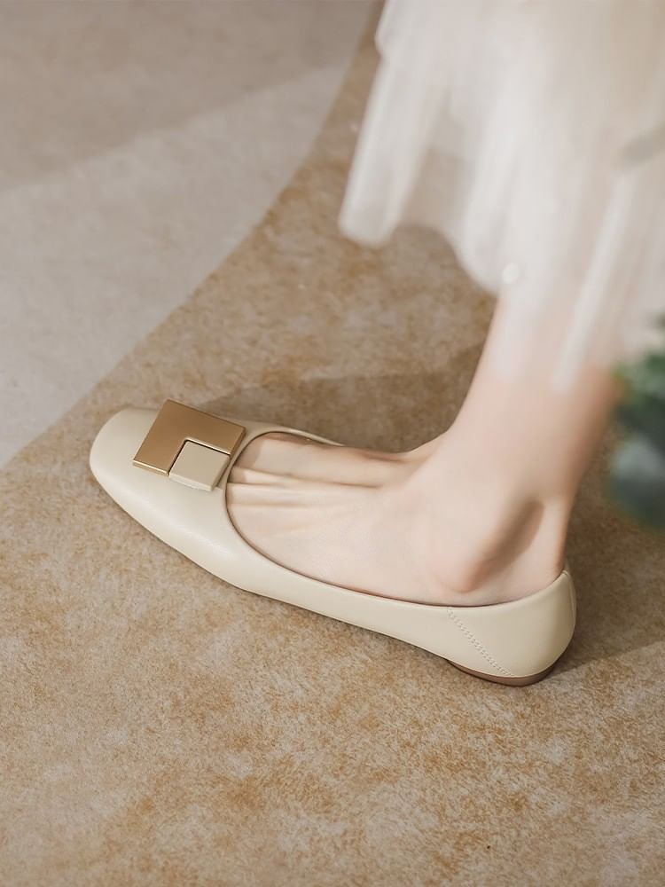 Buckled Flats Geometric