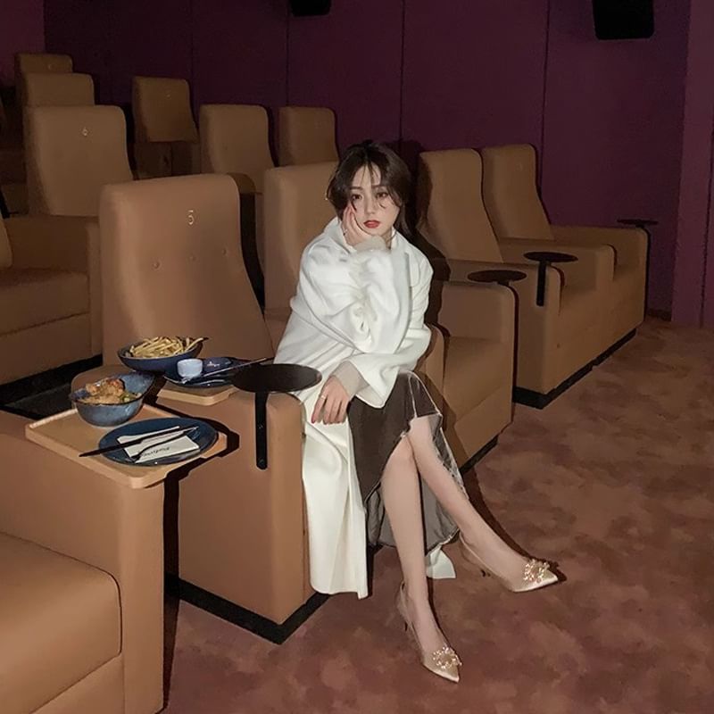 Pointed Heel Kitten Rhinestone Pumps