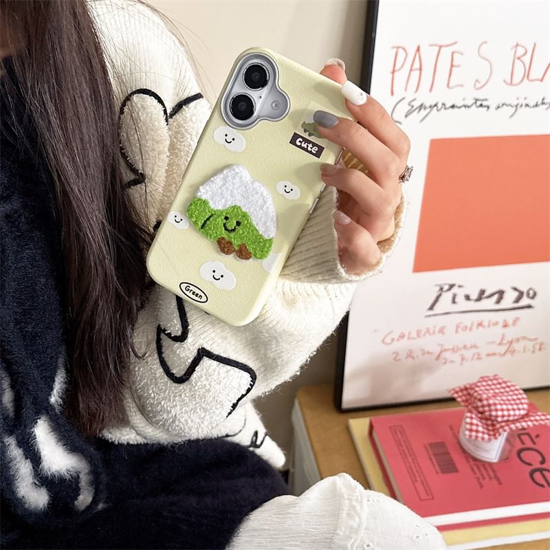 Case Mountain Embroidered Phone