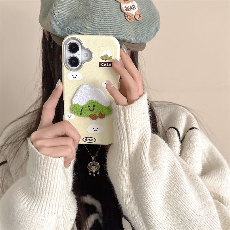 Case Mountain Embroidered Phone