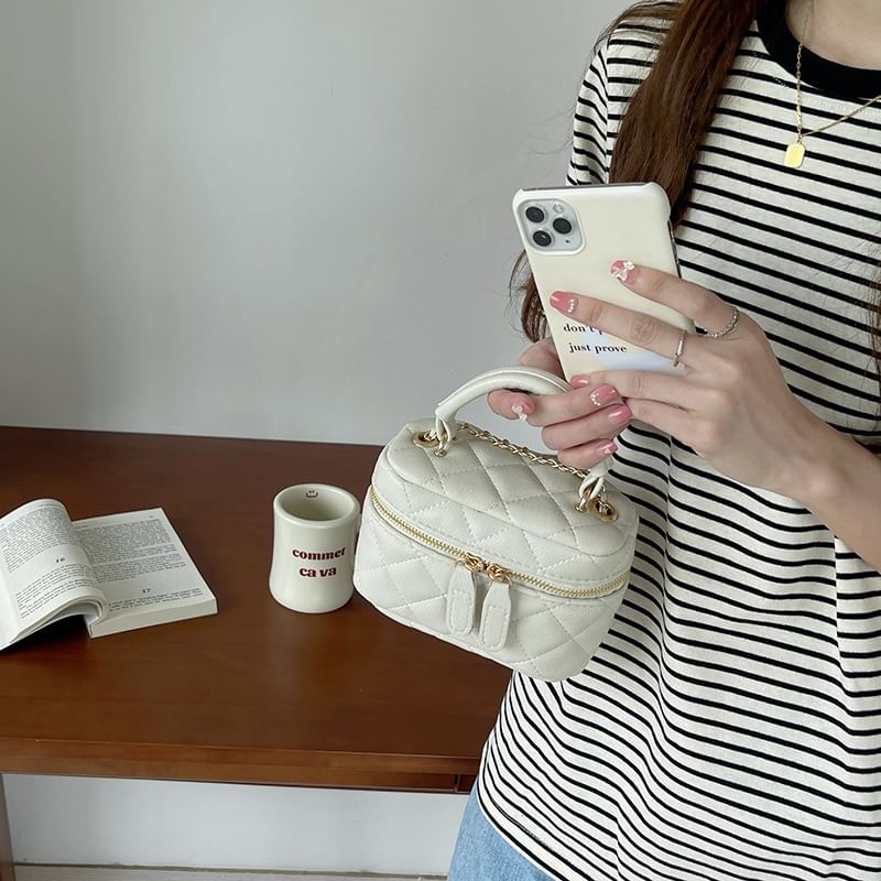 Quilted Plain Crossbody Bag Faux Zip Leather