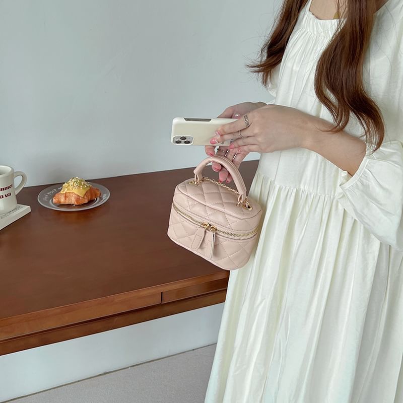 Quilted Plain Crossbody Bag Faux Zip Leather