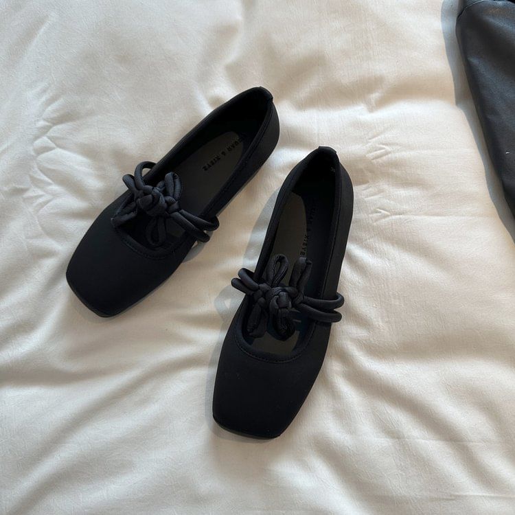 Frog Toe Square Jane Buttoned Flats Mary Plain