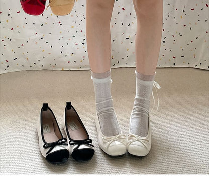 Bow Patent Flats Leather