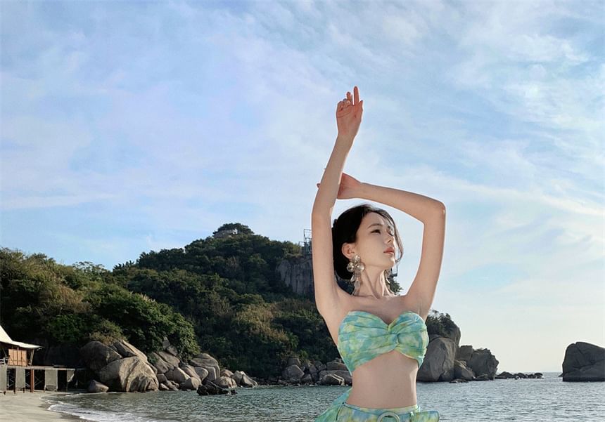 Crop Set: Floral Sleeveless Maxi + Top High Rise A-Line Skirt