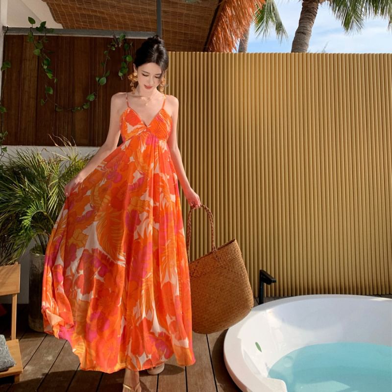 V-Neck A-Line Floral Strap Print Spaghetti Maxi Dress