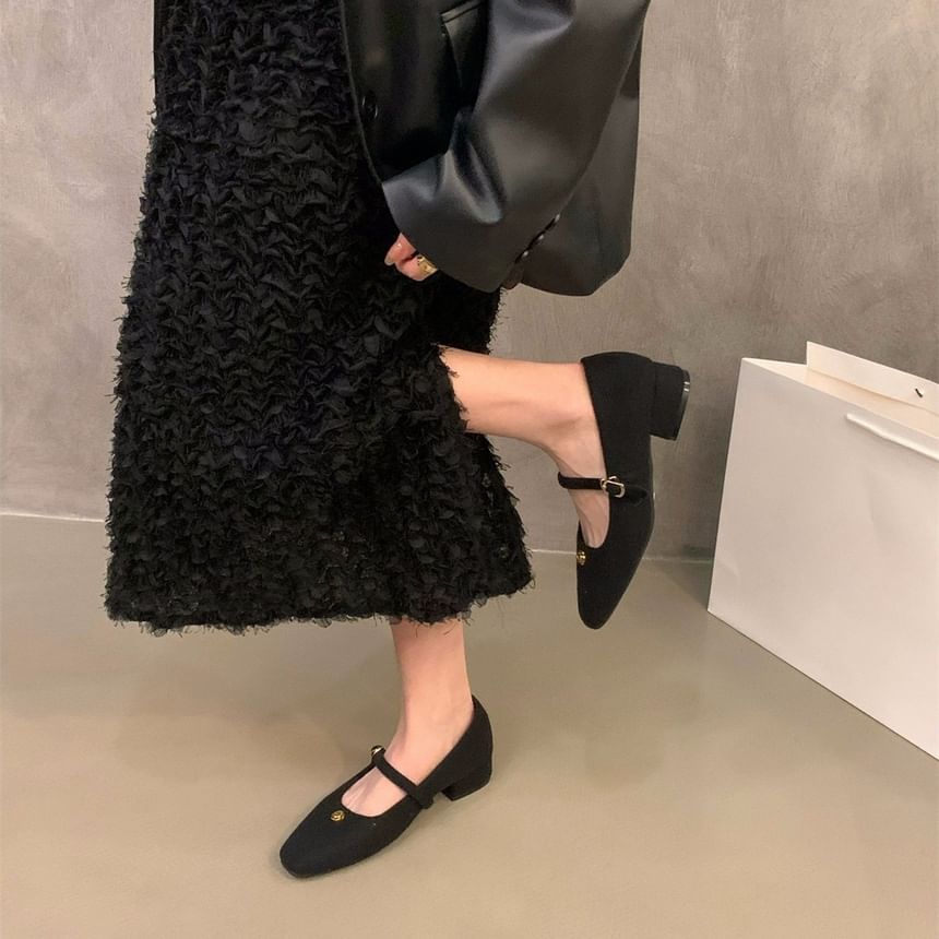 Jane Flower Heel Chunky Accent Pumps Mary