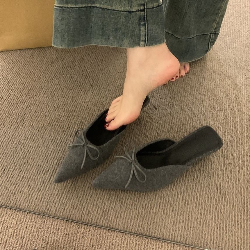 Plain Heel Bow Mules Accent Chunky Pointed Toe
