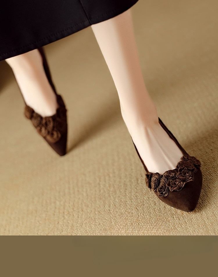 Accent Toe Flower Kitten Plain Pumps Pointed Heel