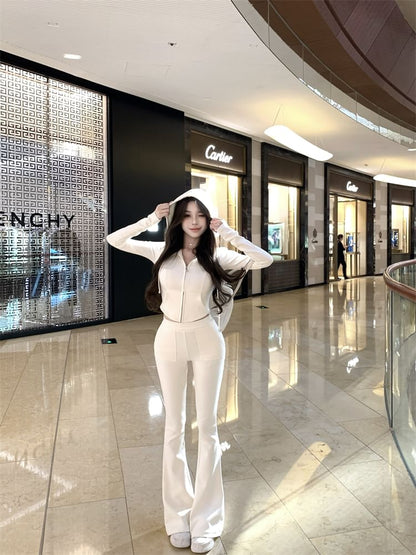 High Crop Zip Waist Flared Sweatpants / Plain Hoodie