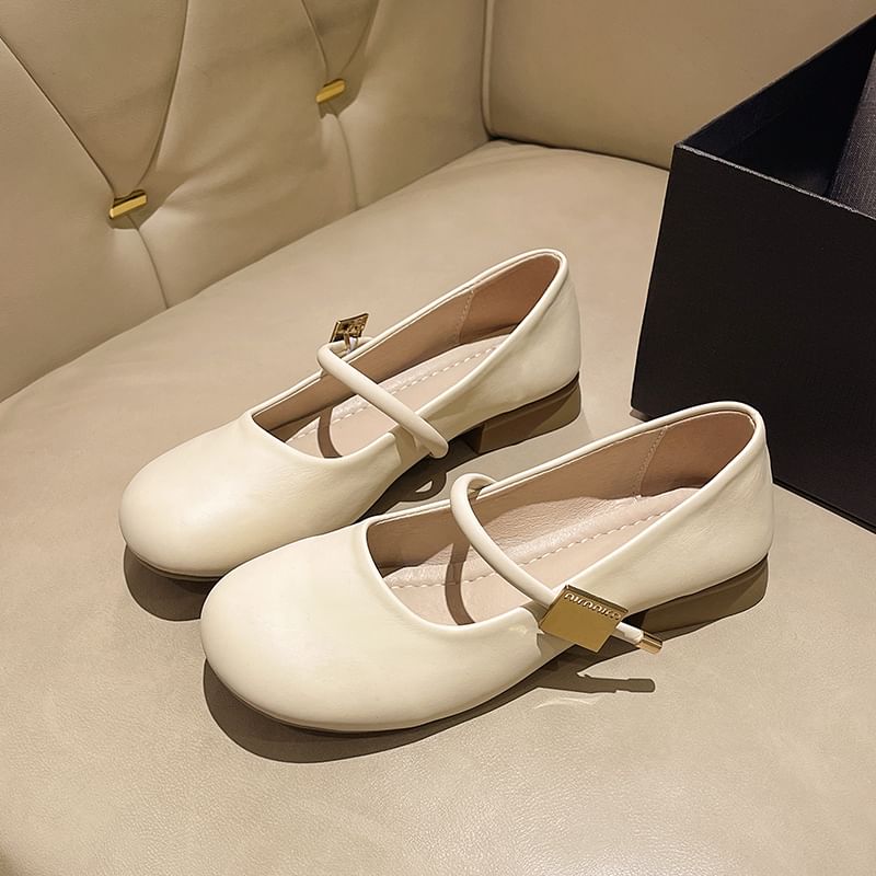 Mary Shoes Plain Jane Faux Chunky Leather Heel