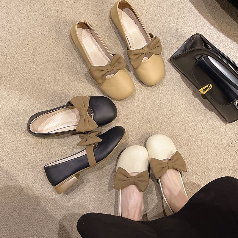 Accent Heel Shoes Jane Tone Two Faux Low Mary Leather Bow