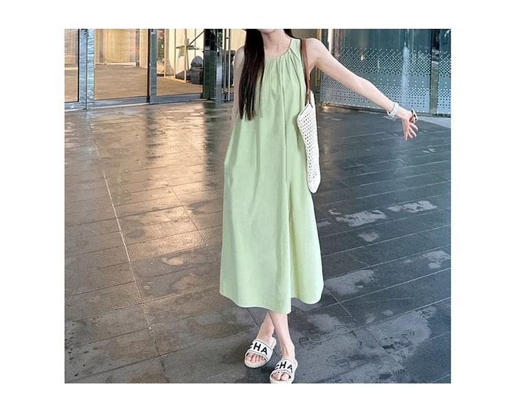 Round Midi Dress Pleated Sleeveless Neck Plain A-Line