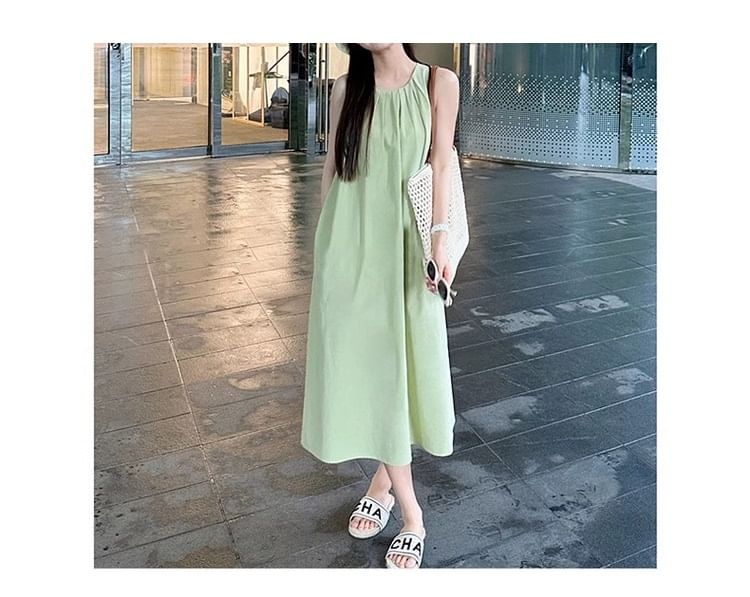 Round Midi Dress Pleated Sleeveless Neck Plain A-Line
