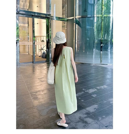 Round Midi Dress Pleated Sleeveless Neck Plain A-Line