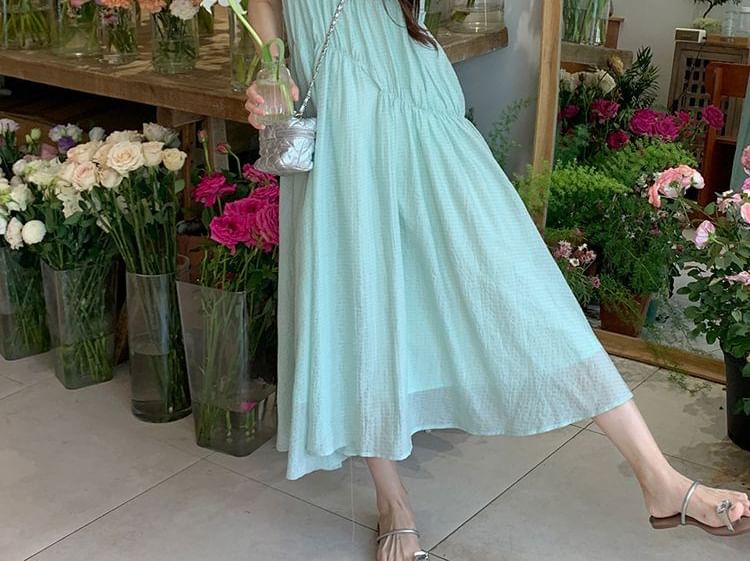 Sleeveless Midi Round Panel A-Line Neck Dress Plain