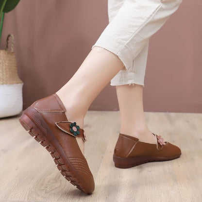 Flower Jane Leather Faux Mary Shoes Detail