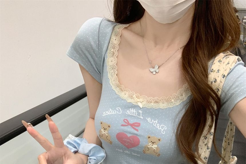 Trim Tee Bear Print Scoop Lace Neck Short-Sleeve Fit Crop Slim