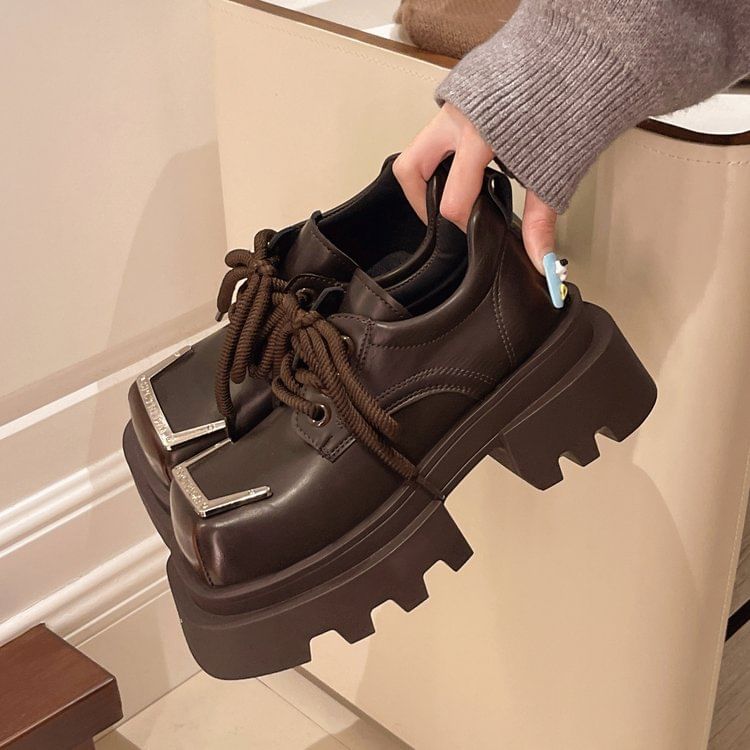 Platform Square Accent Shoes Metal Faux Lace-Up Toe Leather