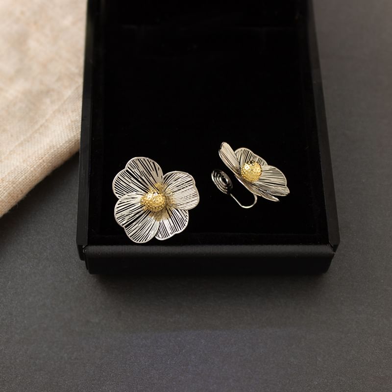 / Ear Clip-On Earring Stud Flower