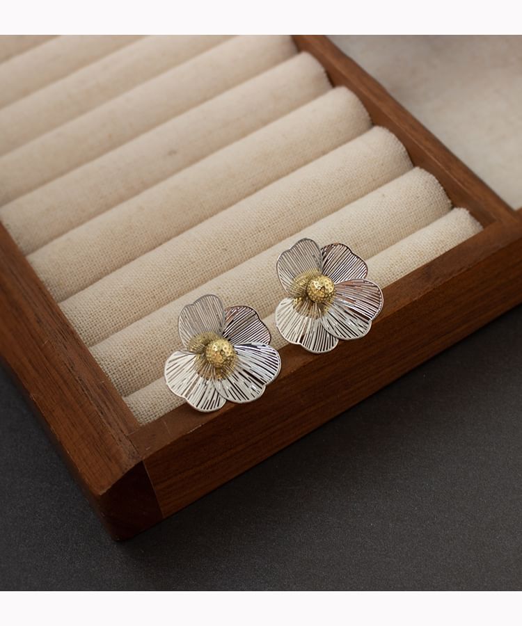 / Ear Clip-On Earring Stud Flower