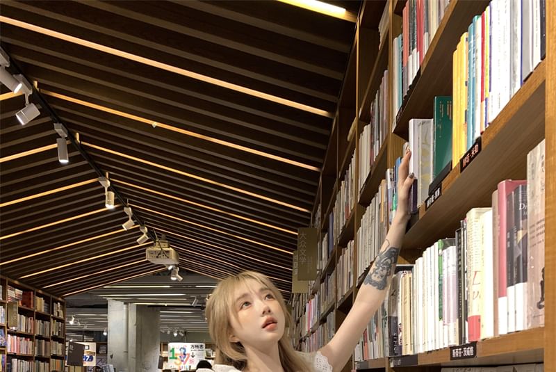 Blouse / Lace Skirt Cap-Sleeve Flower Mini Plain Waist High A-Line Trim Embroidered