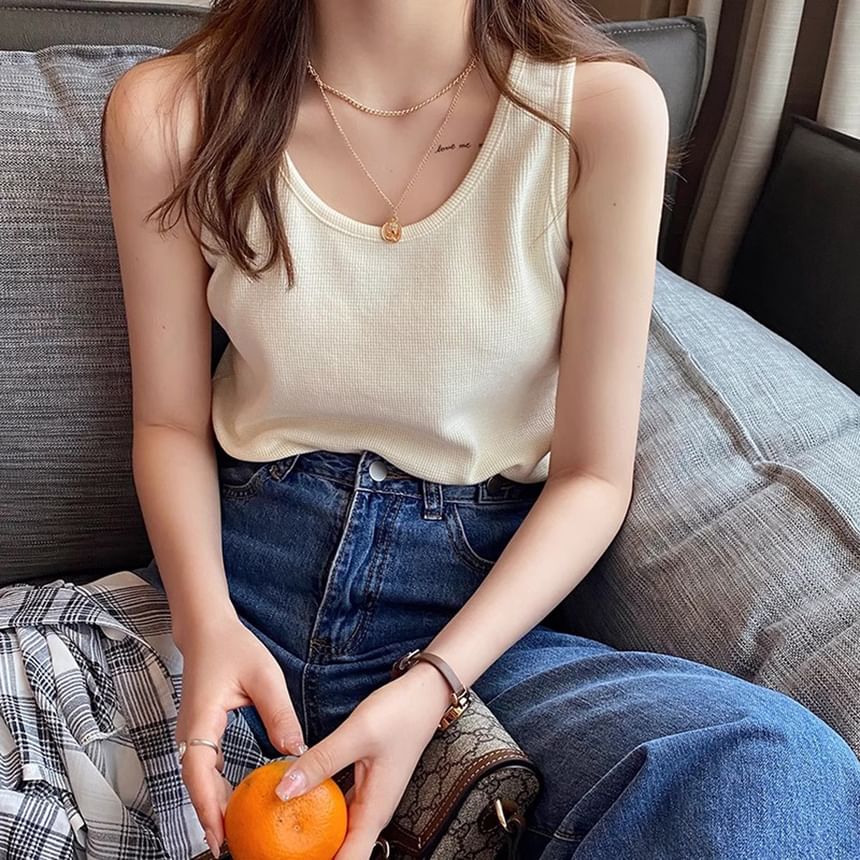Scoop Neck Tank Top Plain