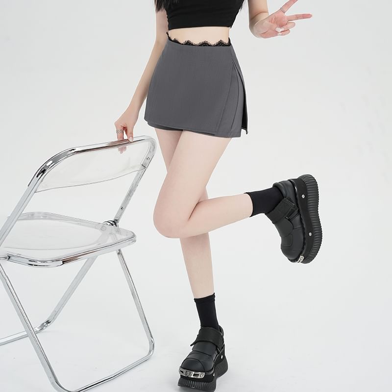 Lace High Slit Skort Waist Trim