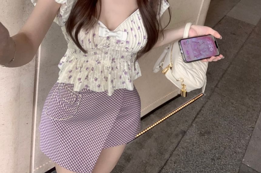 Mini Skirt Cropped Asymmetrical Blouse Pencil High Peplum Rise Plaid / Puff-Sleeve Bow Floral