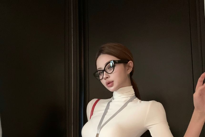 Short-Sleeve Plain / Waist High Slit Turtleneck Mini Slim Skort Tee Striped A-Line Fit