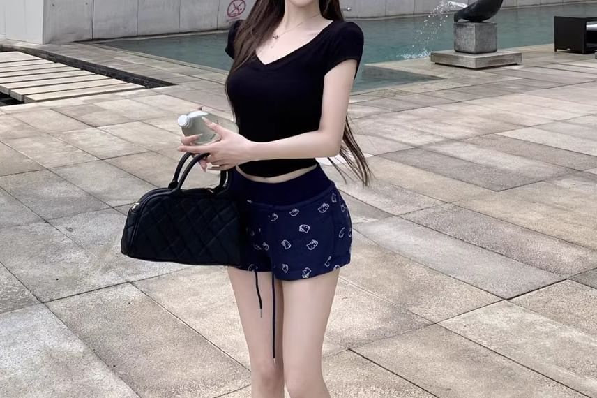 Short-Sleeve Tee V-Neck Fit Plain Slim Crop