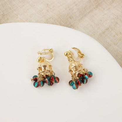 / On Clip Chandelier Earring Beaded