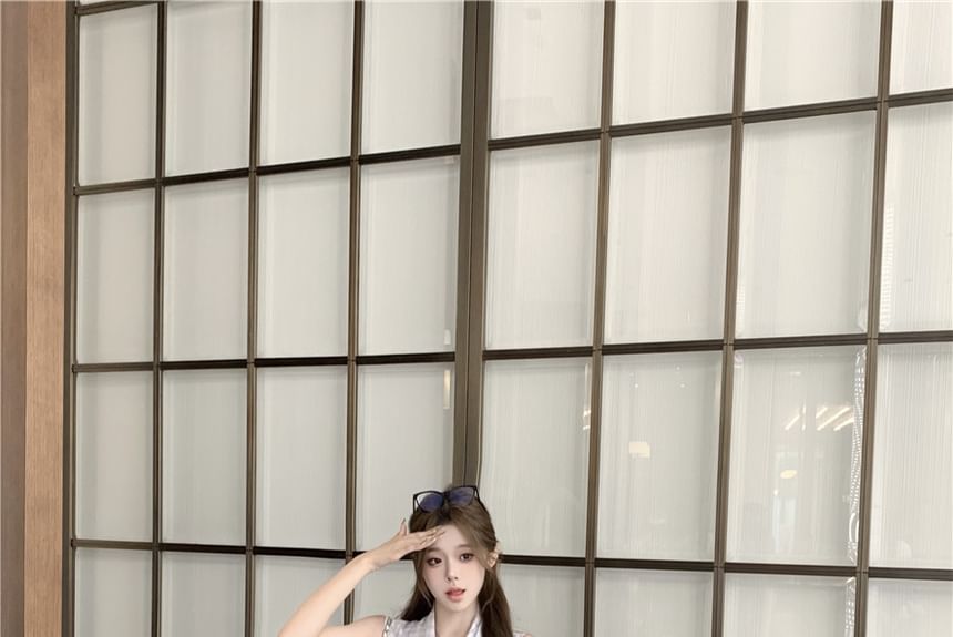 Top Ribbon Dotted Sleeveless Neck